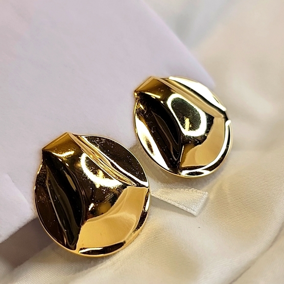 Vintage Gold tone Earrings CLIP-ON Costume Statement Jewelry ✨️ - Picture 4 of 14